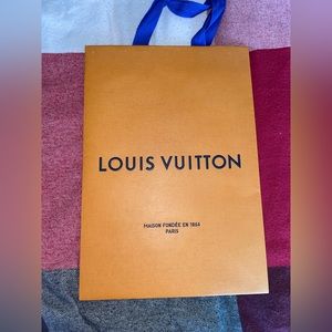 Perfect condition Louis Vuitton shopping bag